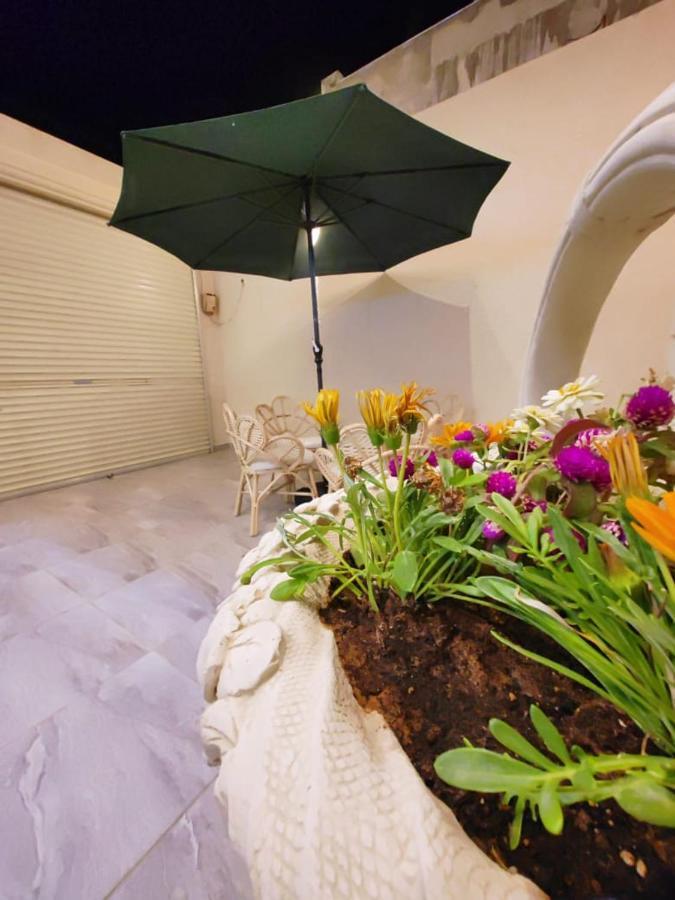 بيت النرجس الخاص Riyadh Exteriör bild